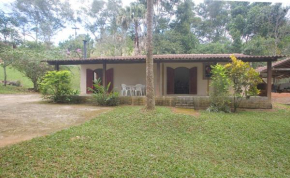 Tranquilidade e boa localização na Mata Atlântica